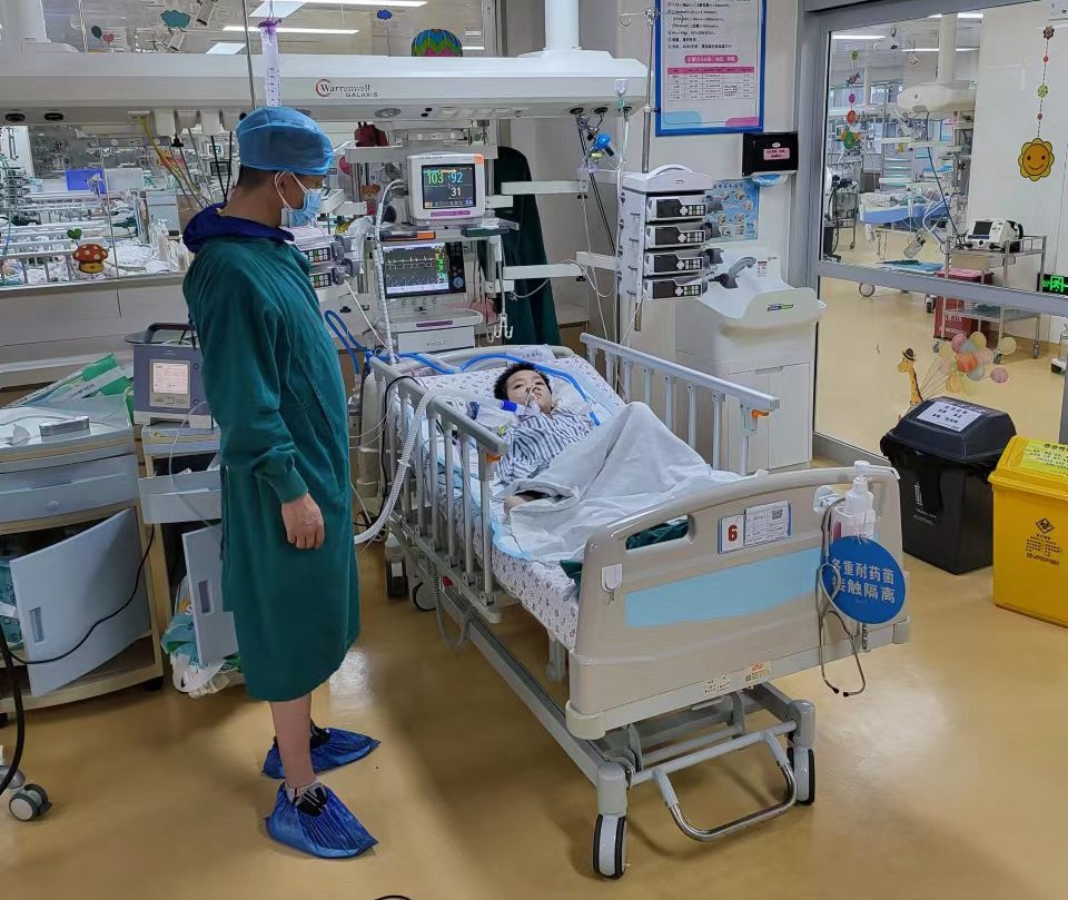 宁德跨省救护车出租公司